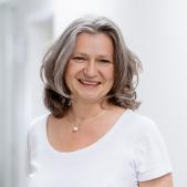 Frau Birgit DiStefano